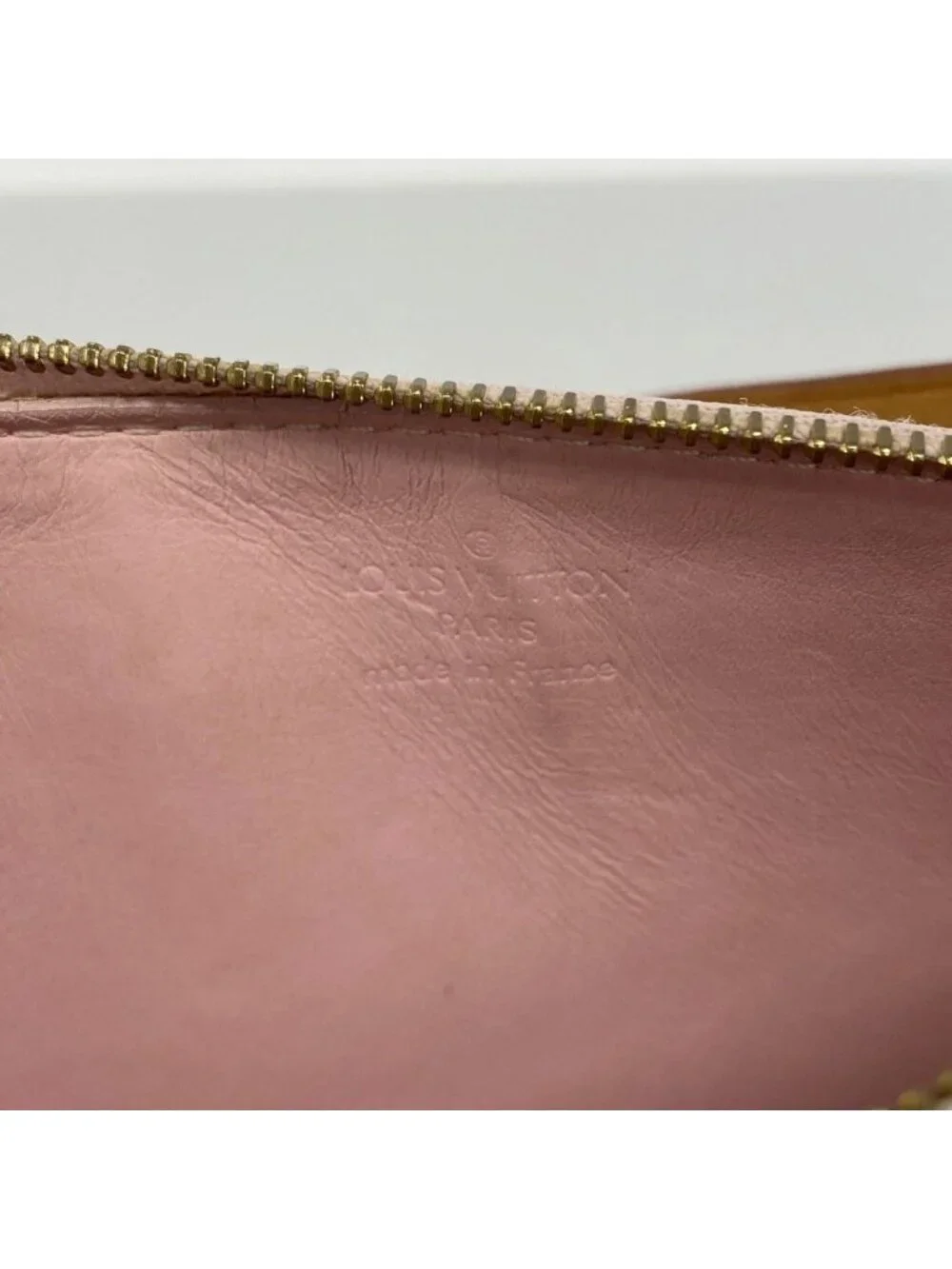 Louis Vuitton Pouch Vernis Lexington Marshmallow Pink